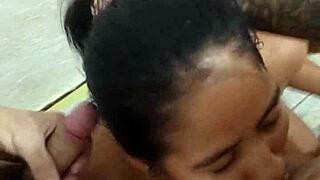 Teen Latina gives oral pleasure