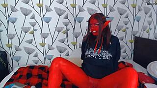 I’m your bad demon girl, watch me vibe and dildo solo!