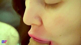 Hot blowjob with happy ending