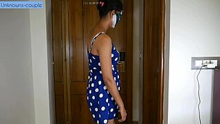 Desi girl hires gigolo for quick fantasy sex with deep muff diving