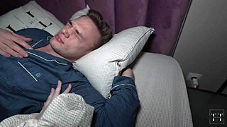 i was hungry before bed, so i took his load