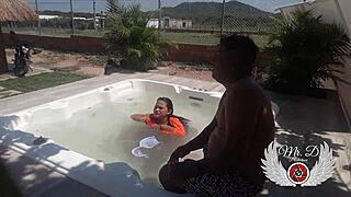 bareback pounding with my lover in in-laws’ jacuzzi, so risky!