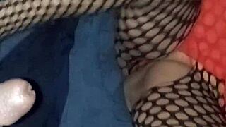 Angelg and Kuzz suck and bang hard in missionary style
