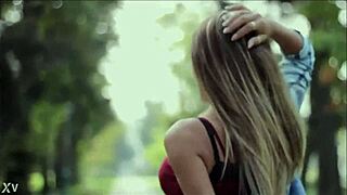 sexy girl dancing in the street, join aarina park for hot moves live