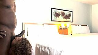 Hotel quickie turns wild with Blacvenum spanking and deepthroating muscular Kween Bunny in lingerie 😈