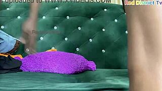 i clean houses by day and offer secret sex therapy outdoors at night