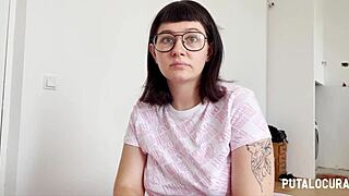 Putalocura - La Guapa Jovencita Meraki Cabalgando La Polla De Torbe Y Tragando Lefa
